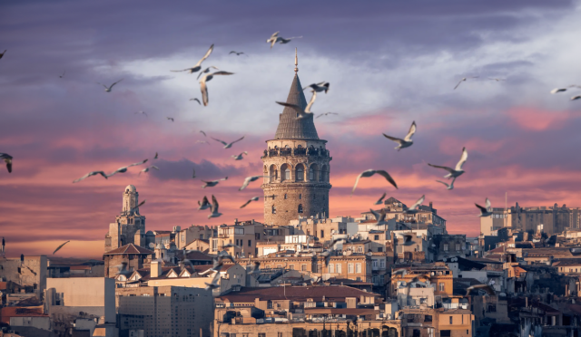 İstanbul’da Gezilecek Tarihi Yerler: Ayasofya, Topkapı Sarayı ve Galata Kulesi
