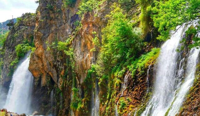 Doğanın Gücü: Türkiye’nin En Etkileyici Şelaleleri