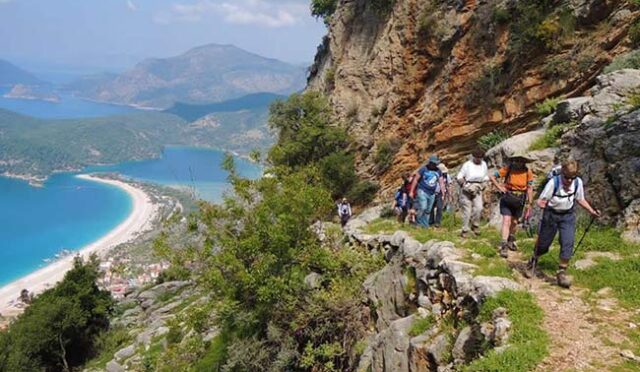 Tarihi Yollar Üzerinde: Likya Yolu’nda Yürüyüş Rehberi